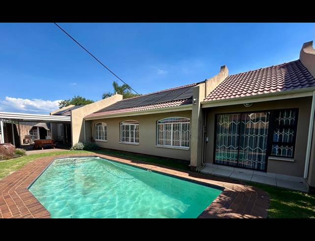 3 BEDROOM HOUSE FOR SALE IN SUNAIR PARK